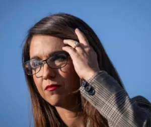 lauren boebert ditched a democrat_png