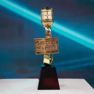 the billboard music awards 2023 _png