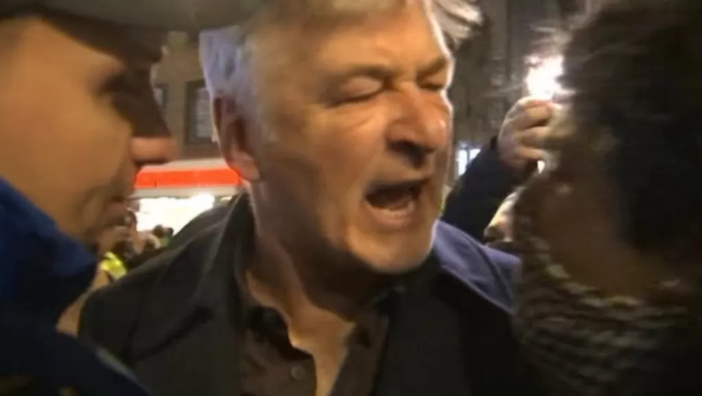 Alec Baldwin escorted by police after heated confrontation at pro-Palestinian rally in NYC