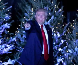 The Trumps’ Christmas Photo Is Fuelling the Rumors About One Family Member’s Estrangement