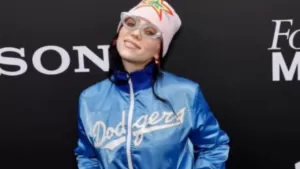 billie eilish on coming out_ ‘i didn’t realize people didn’t know’_png