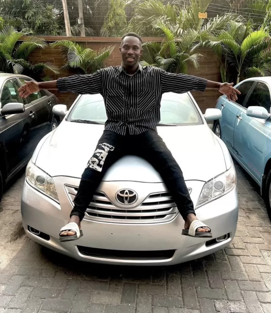 Sabinus Gift Team Toyota Camry
