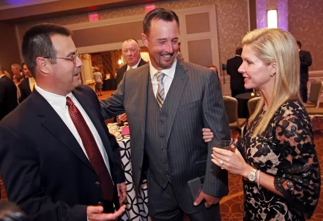 Stacy Wakefield, wife of late former Red Sox pitcher Tim Wakefield, dies of pancreatic cancer