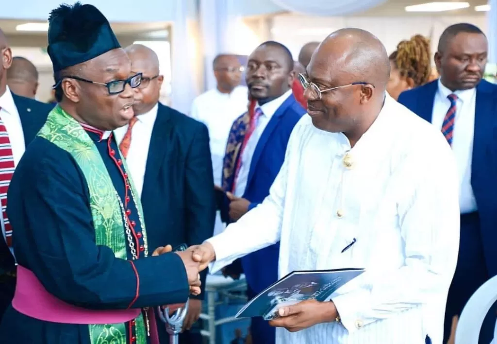 Rivers State Governor Sir Fubara Exchange Pleasantry With Former Minister Amaechi At Dr Herbert Wigwe Burial In Rivers 3