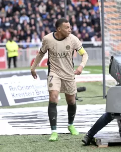 Mbappe’s Playful Exist on Real Madrid vs Bayern Question