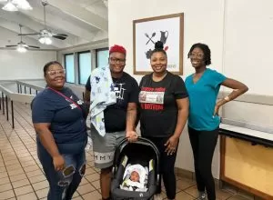 Mom didn’t know she was pregnant and gave birth at Golden Corral. See the baby’s fitting name
