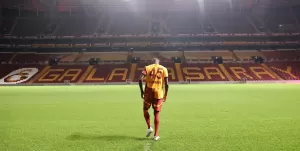 Victor Osimhen to wear number 45 at Galatasara