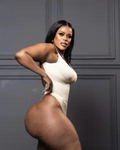 Dineo Moloisane Addresses BBL Speculation Setting the Record Straight