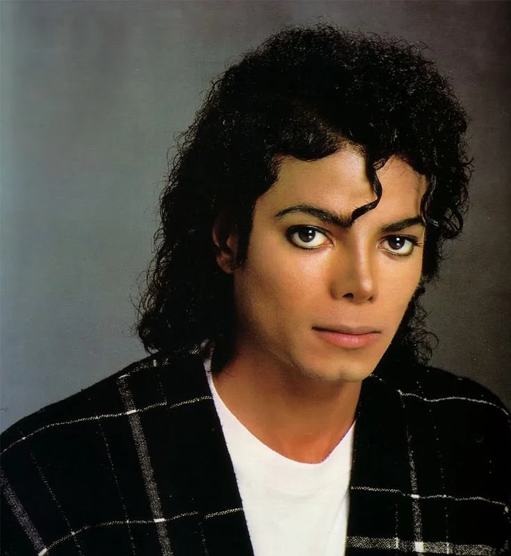 Billboard staff names Michael Jackson the 3rd Greatest R&B Artist of all time.