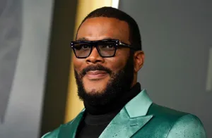 Tyler Perry Accused of Sexual Assault by ‘The Oval’ Actor Derek Dixon in $260 Million Lawsuit