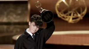 Owen Cooper, 15, Makes Emmy History as Youngest Supporting Actor Winner for Netflix’s “Adolescence”